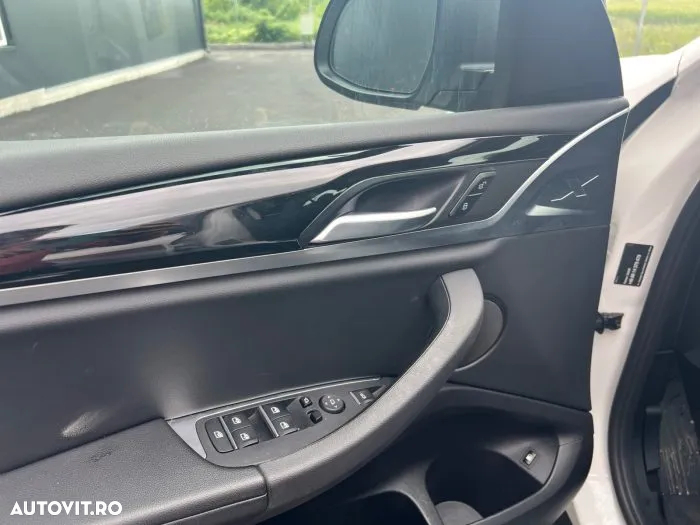 BMW X3 30e xDrive AT PHEV - 6
