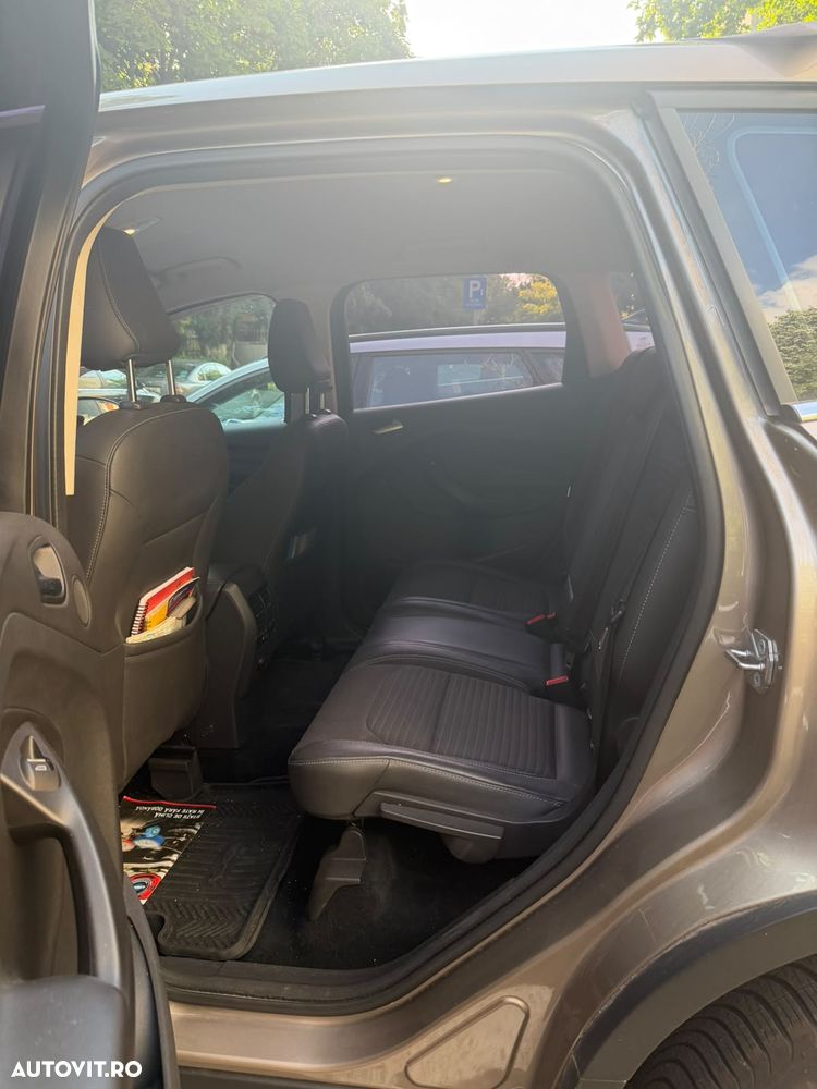 Ford Kuga 2.0 TDCi 4WD Powershift Titanium - 9