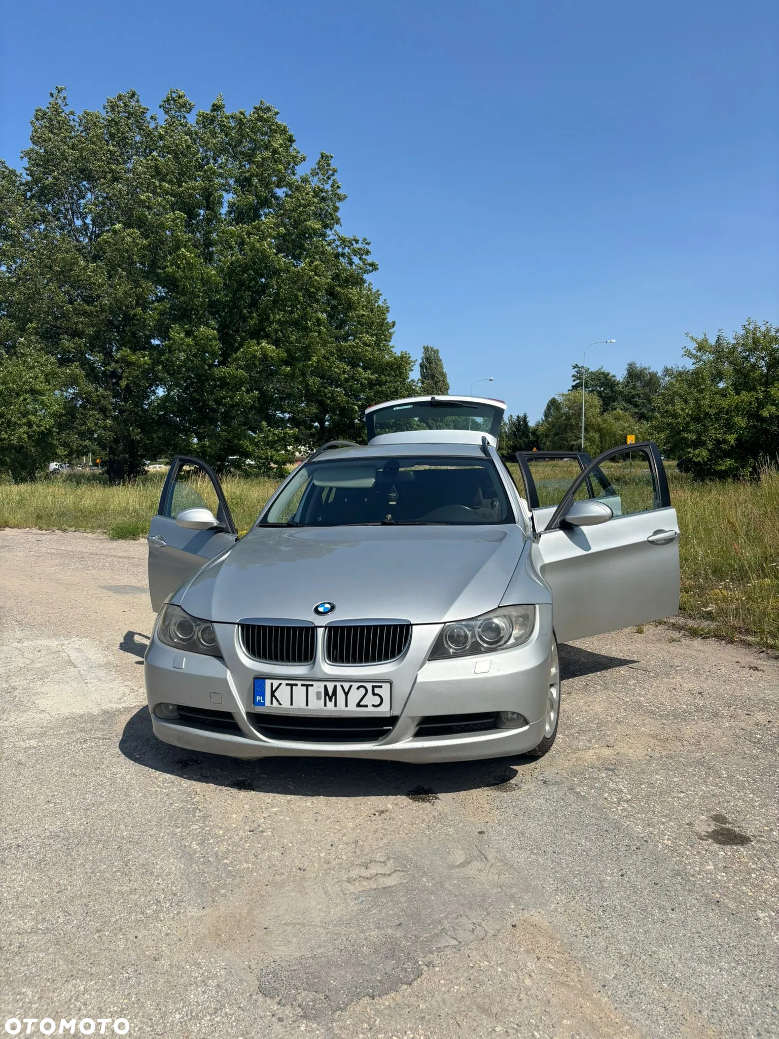 BMW Seria 3 330xd DPF Touring - 12
