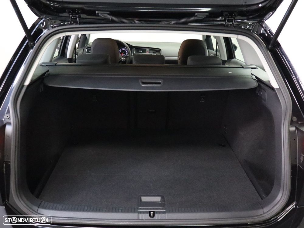 VW Golf Variant 1.6 TDi Confortline - 18