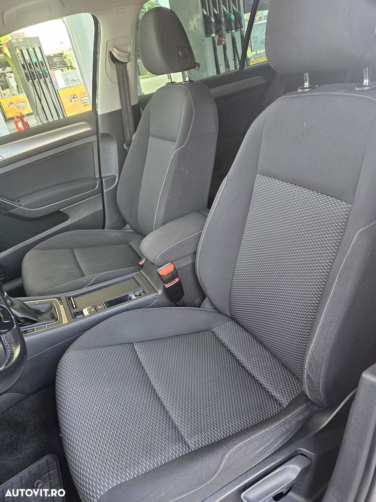 Volkswagen Golf 1.0 TSI Comfortline - 9