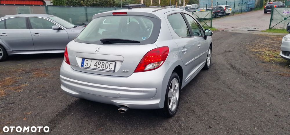 Peugeot 207 120 Automatik Sport - 27