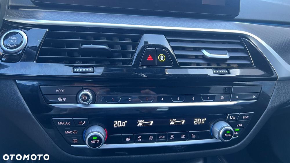 BMW Seria 5 530e M Sport sport - 15