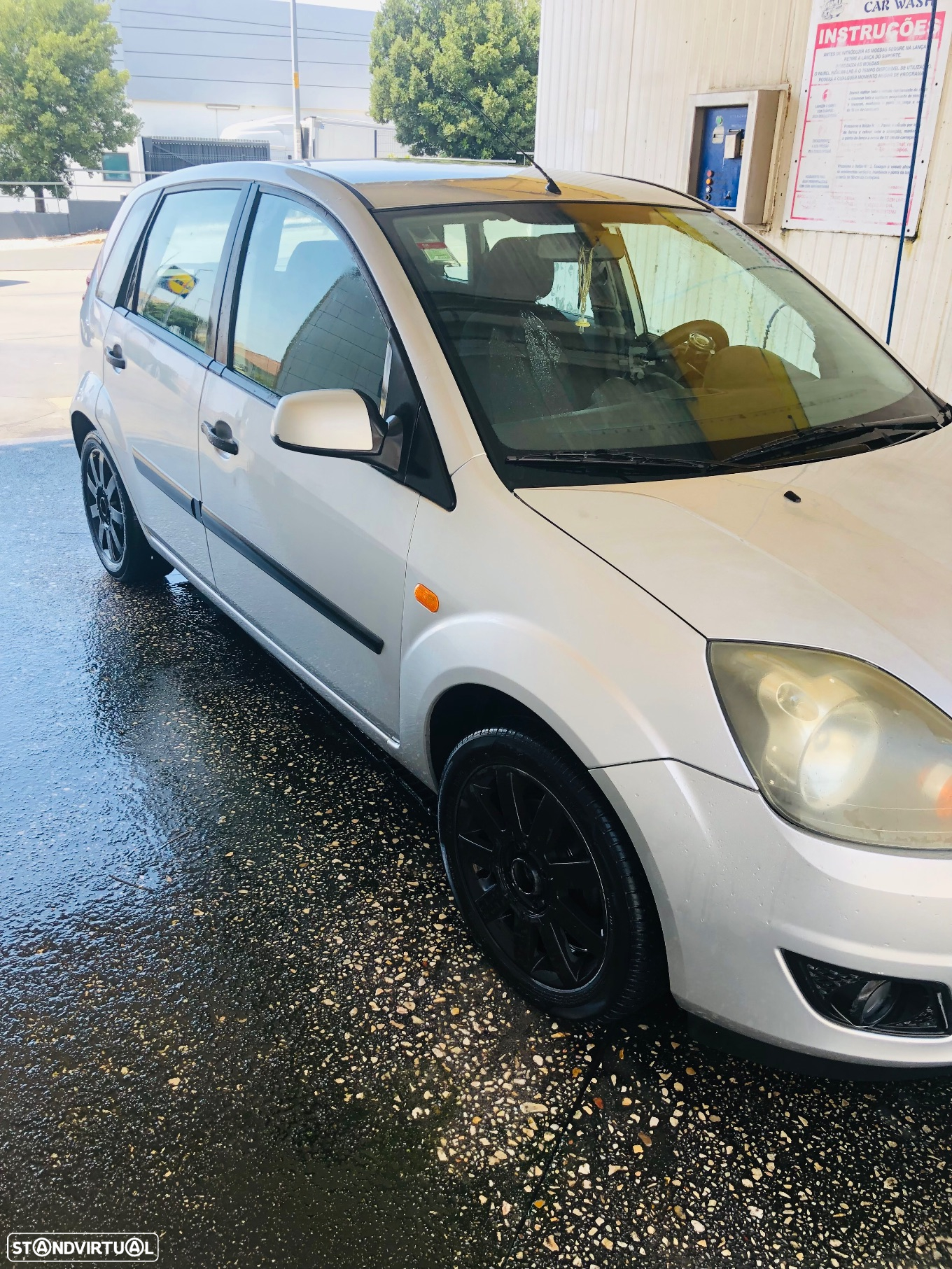 Ford Fiesta 1.4 TDCi Ambiente - 5