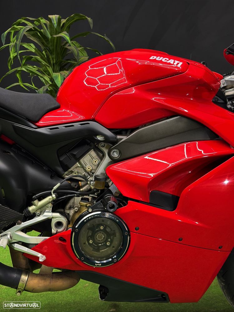 Ducati Panigale V4 - 4