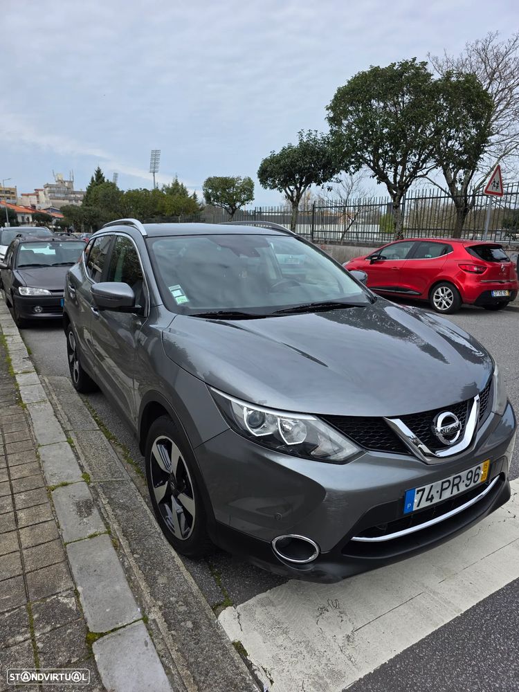 Nissan Qashqai 1.6 dCi Tekna Xtronic - 1