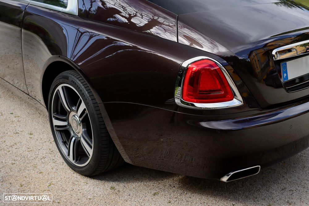 Rolls Royce Wraith 6.6 Twin-Turbo V12 - 52