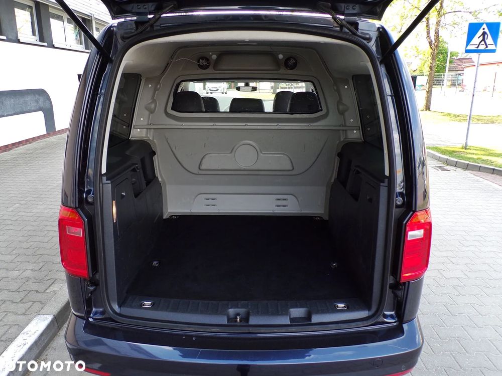 Volkswagen Caddy Maxi 2.0 TDI Comfortline DSG - 26