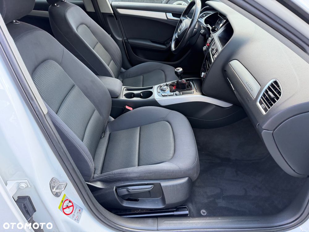 Audi A4 Avant 2.0 TDI DPF quattro S line Sportpaket (plus) - 30