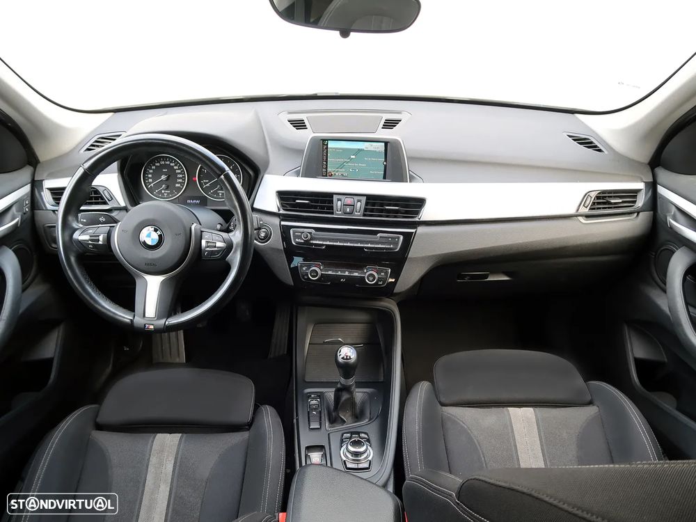 BMW X1 16 d sDrive Line Sport - 9
