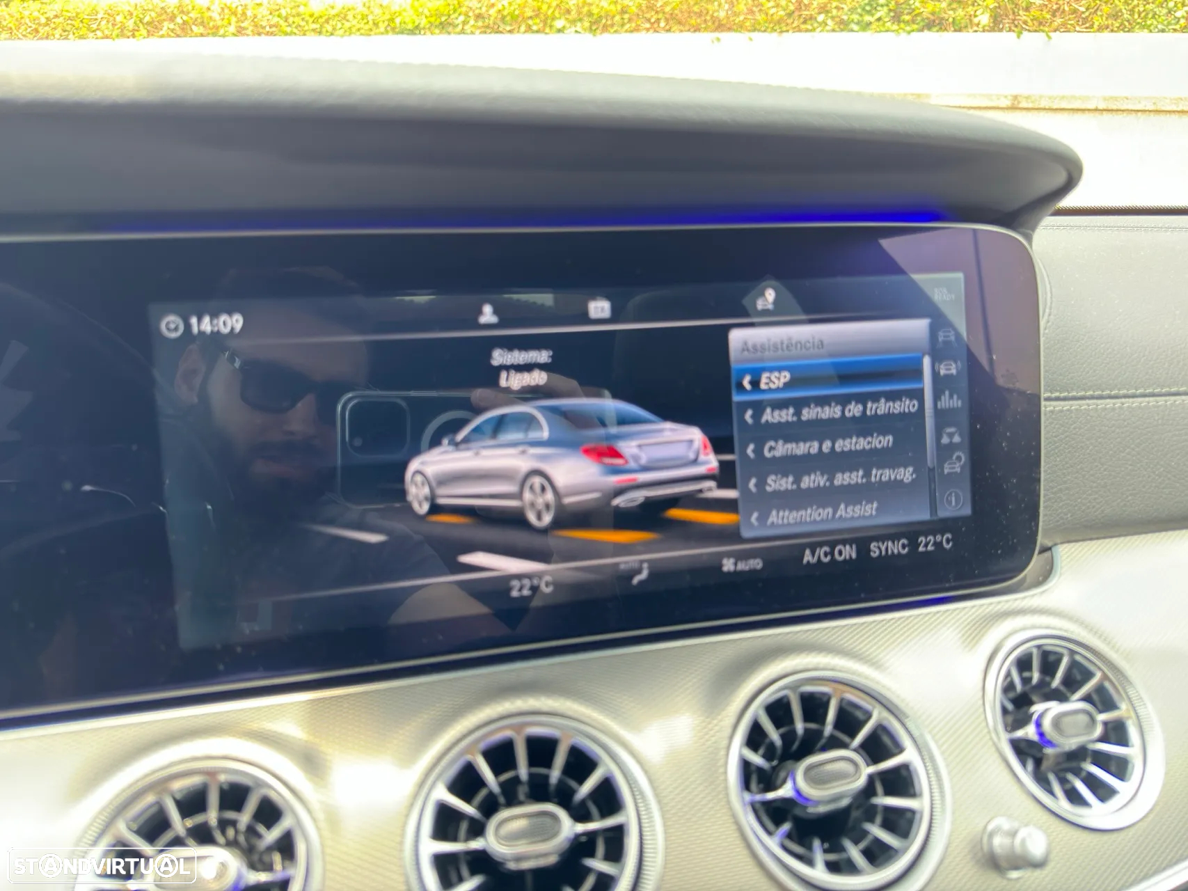 Mercedes-Benz E 220 d 9G-TRONIC AMG Line - 54