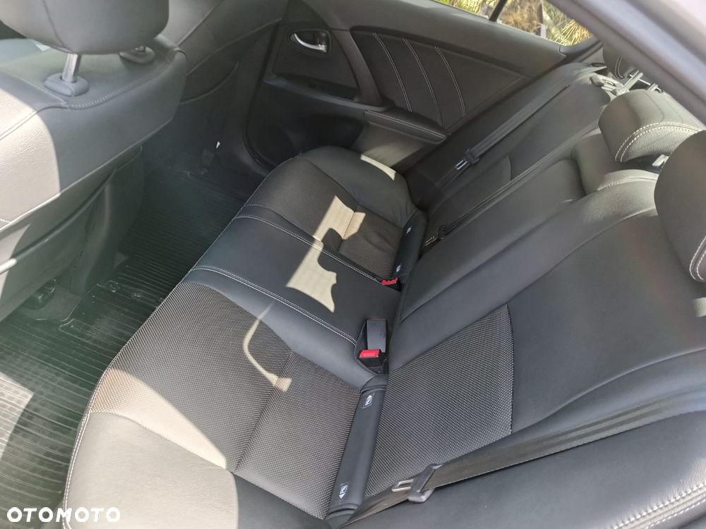 Toyota Avensis 1.8 Prestige MS - 5