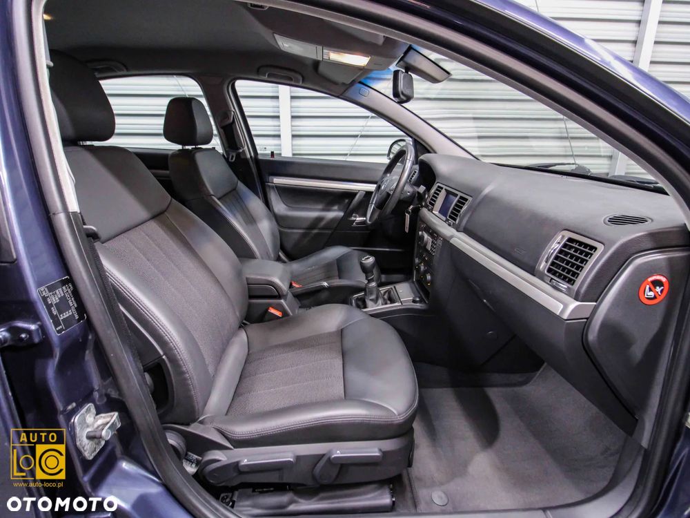 Opel Vectra 1.9 CDTI DPF Cosmo - 9