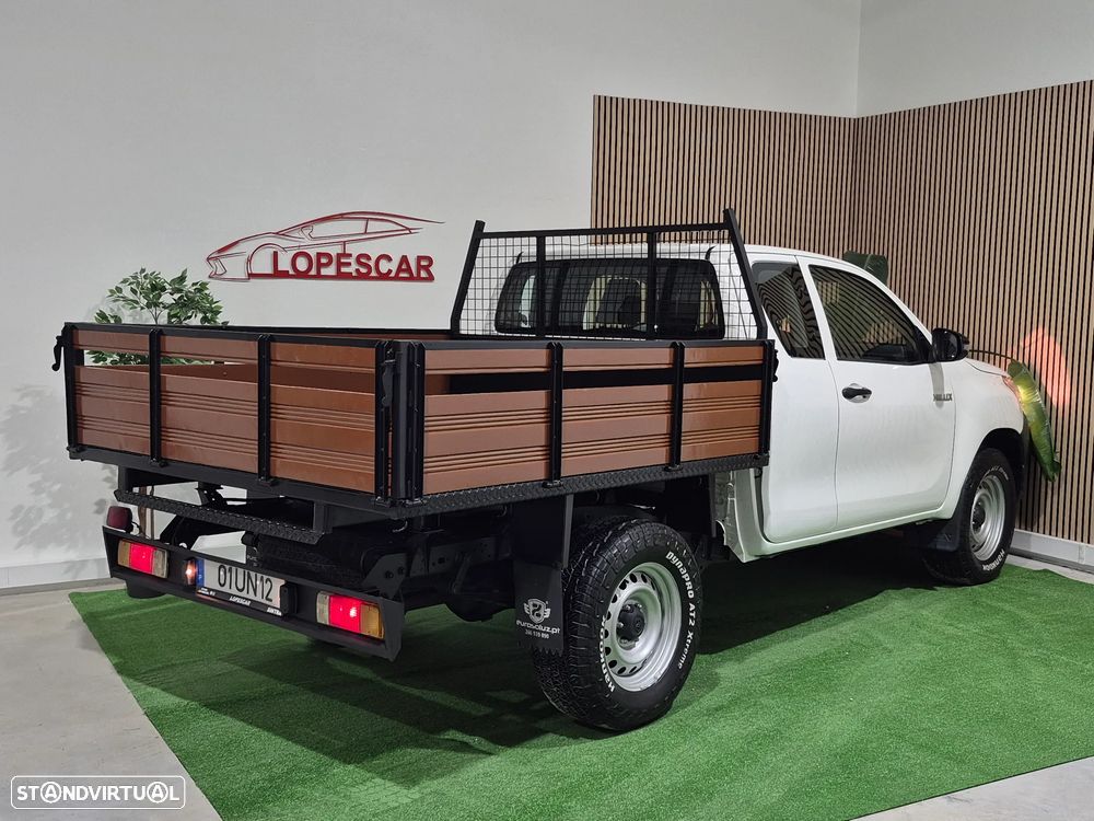 Toyota Hilux 2.4 D-4D - 2018 | GARANTIA | NACIONAL - 3 LUG - 6