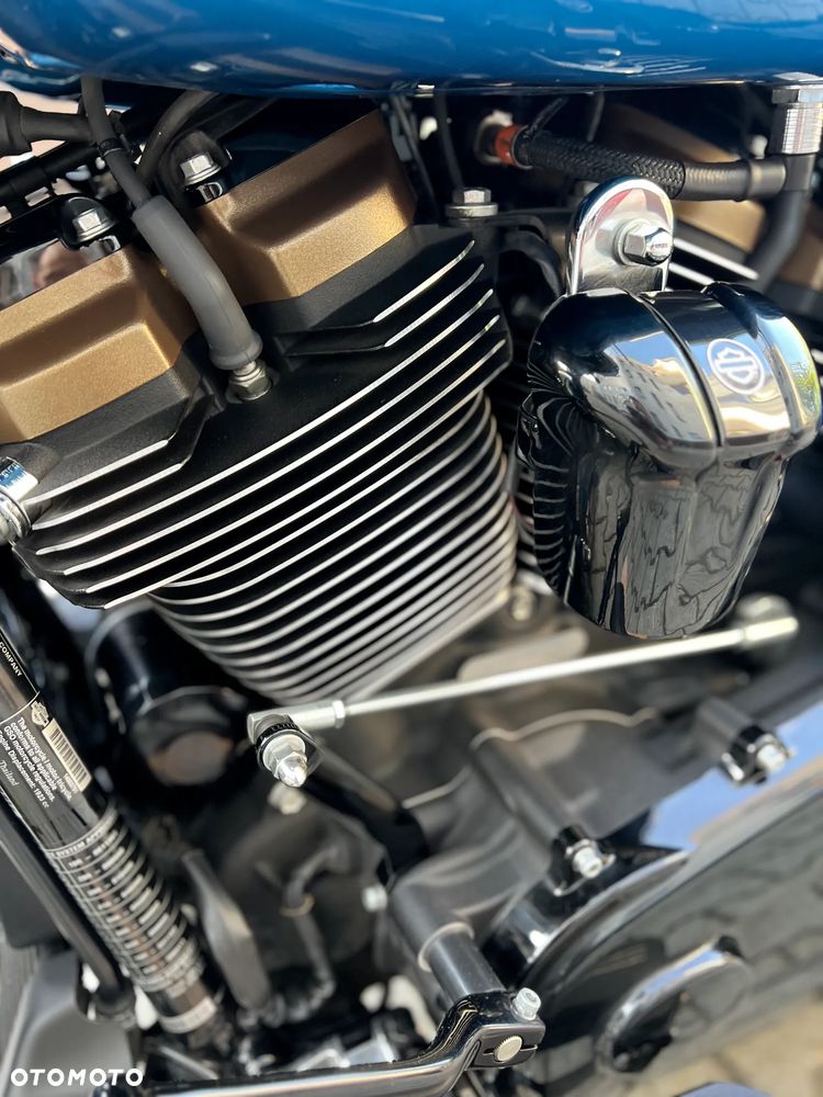 Harley-Davidson Touring Road Glide - 21