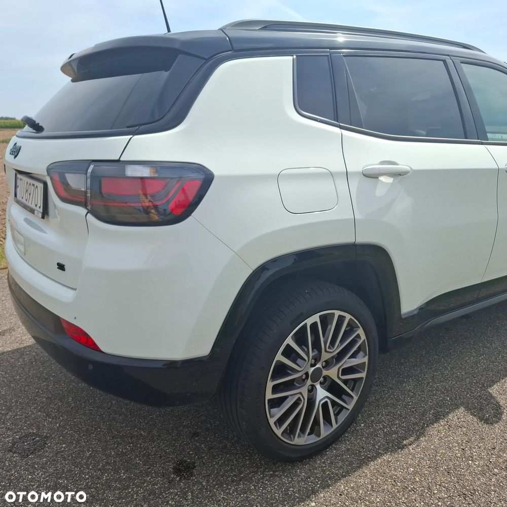 Jeep Compass - 16