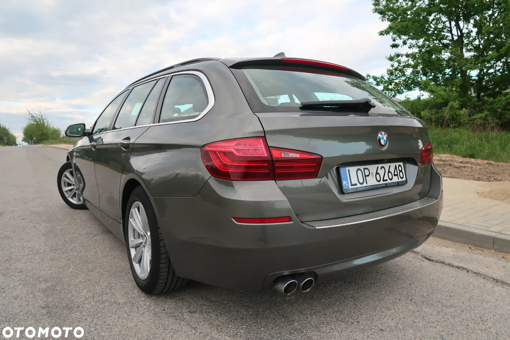 BMW Seria 5 520d Touring - 11