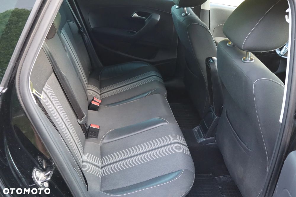 Volkswagen Polo - 28