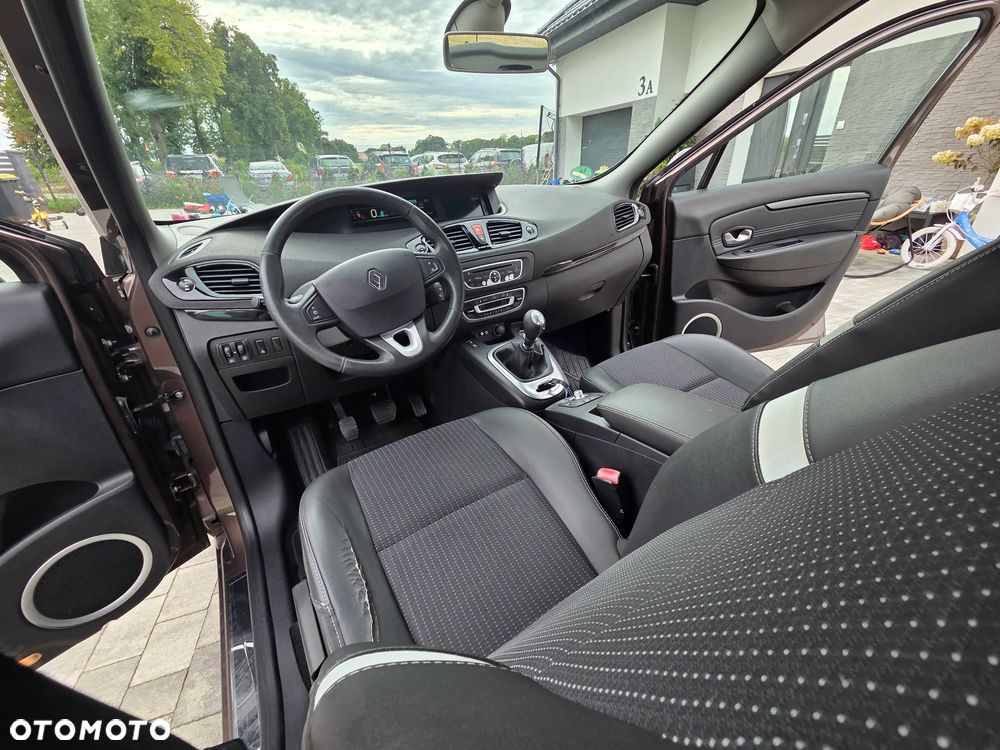 Renault Scenic dCi 130 FAP Dynamique - 19