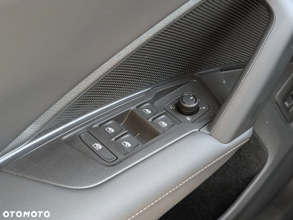 Volkswagen Tiguan 1.5 eTSI Life Plus DSG - 19