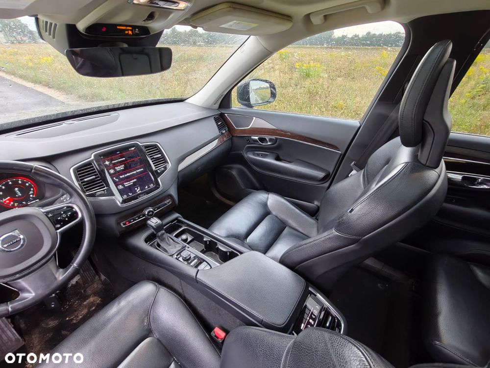 Volvo XC 90 T6 AWD Geartronic Momentum - 9