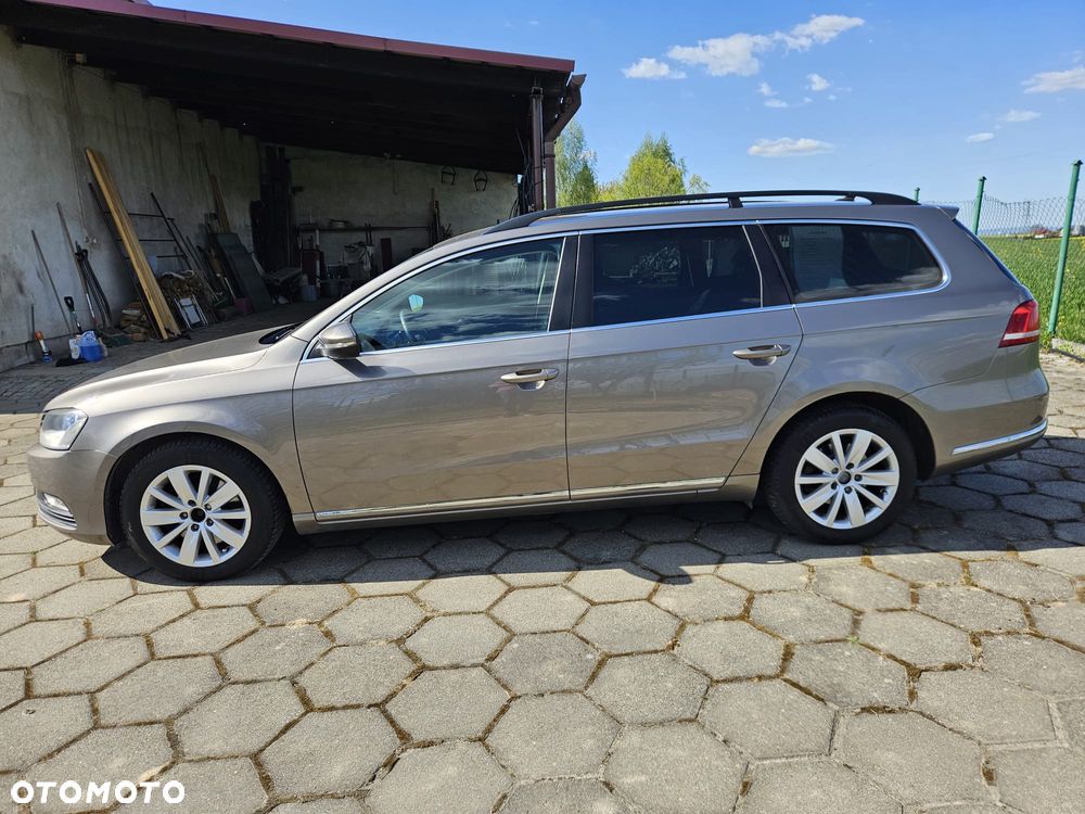 Volkswagen Passat 2.0 Blue TDI SCR Comfortline - 8