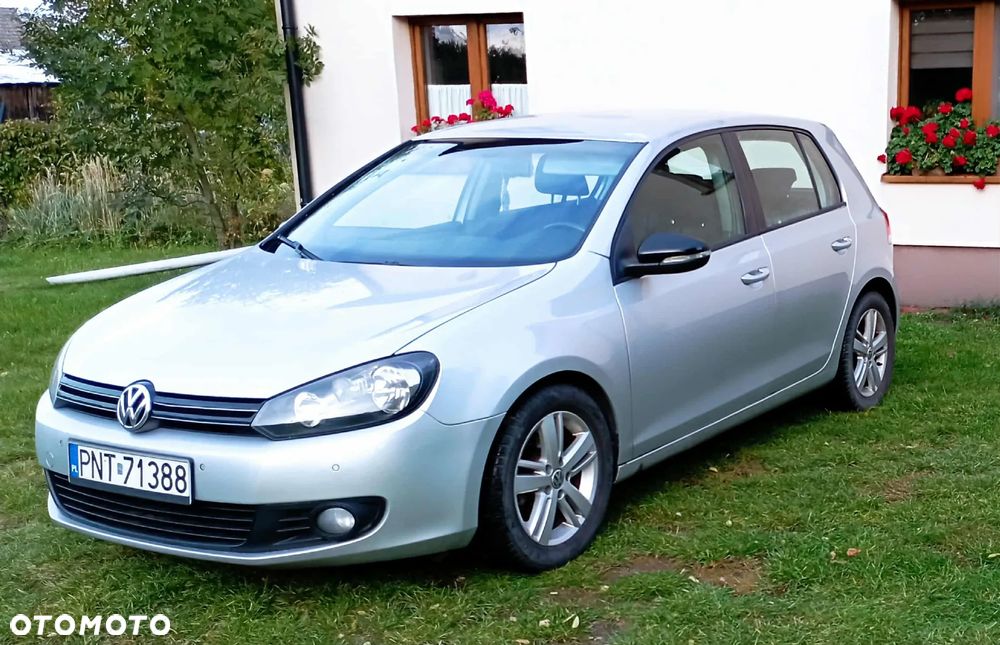 Volkswagen Golf VI 1.6 TDI BlueMot Comfortline - 2