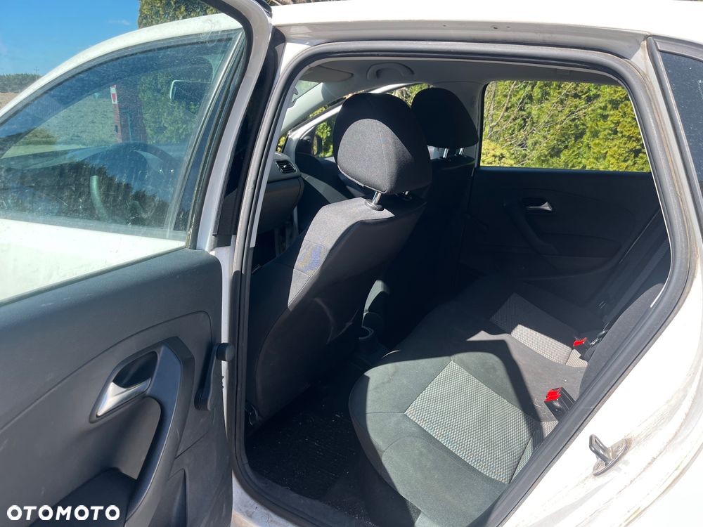 Volkswagen Polo - 16
