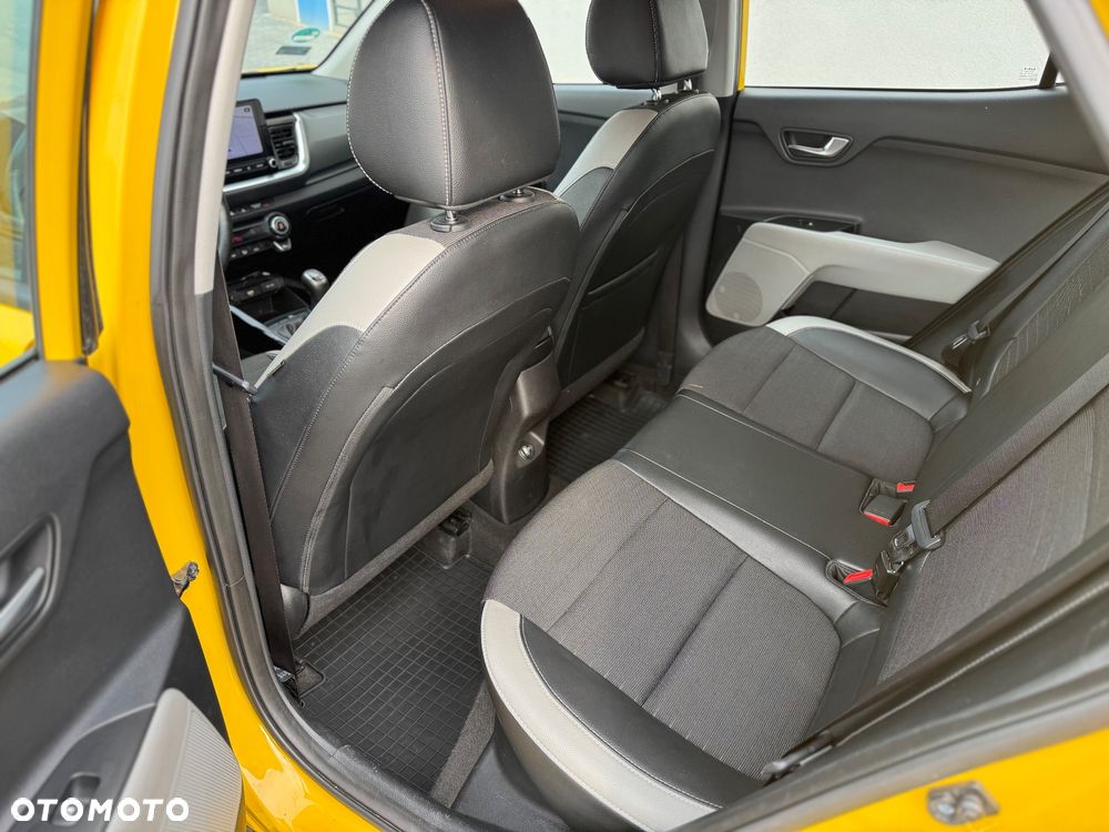 Kia Stonic 1.0 T-GDI L - 11