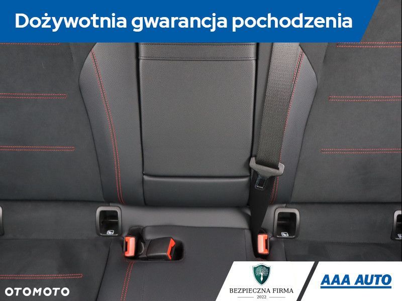 Mercedes-Benz EQA - 12