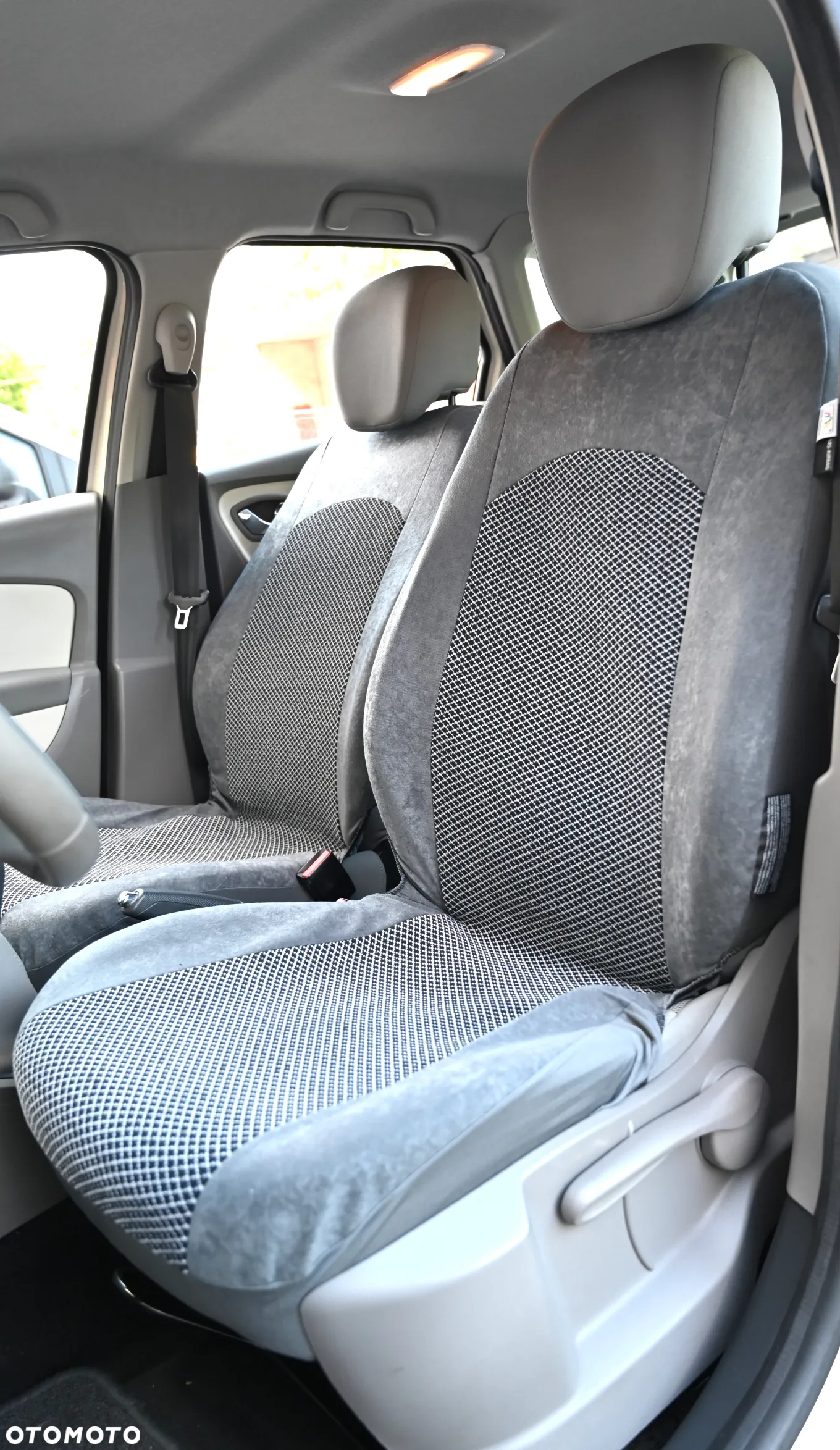 Renault Captur - 33