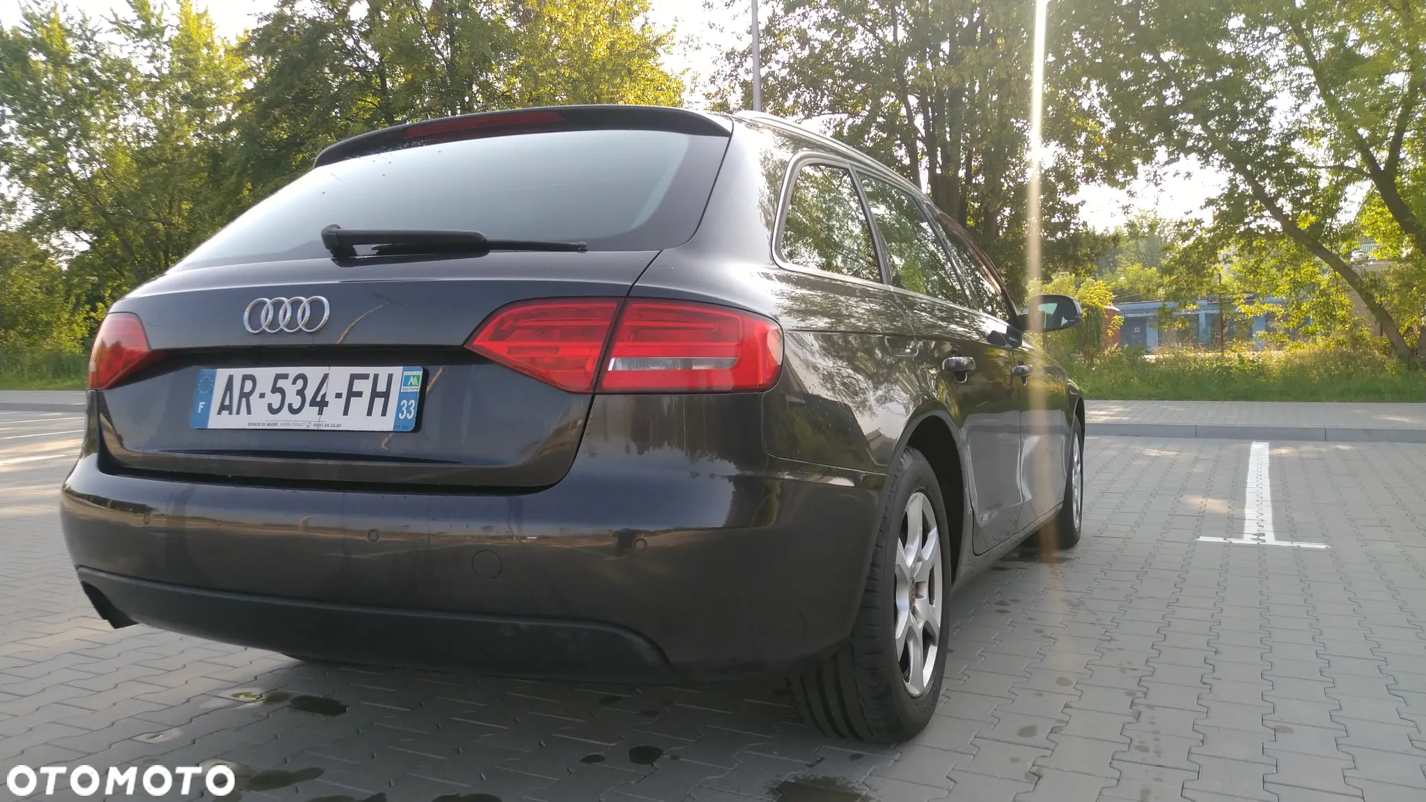 Audi A4 Avant 1.8 TFSI Ambiente - 23
