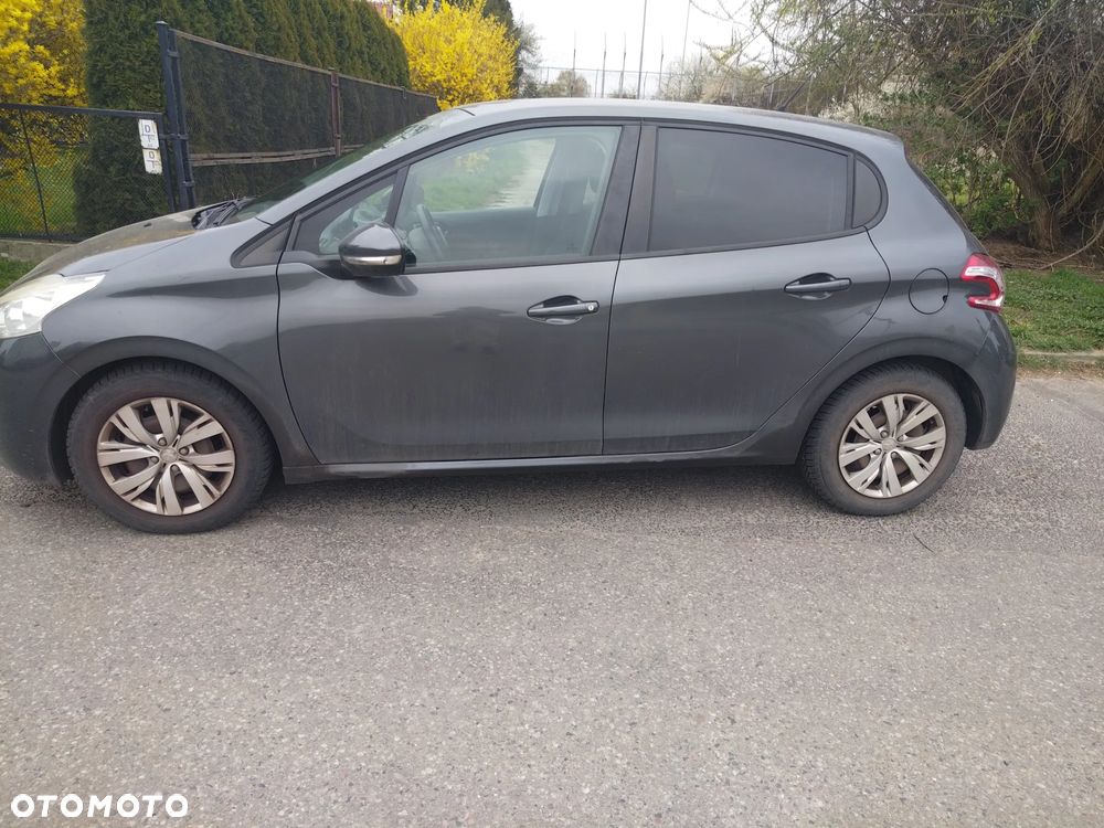 Peugeot 208 1.4 VTi Active - 4