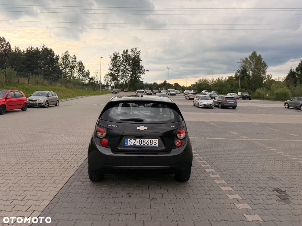 Chevrolet Aveo - 5