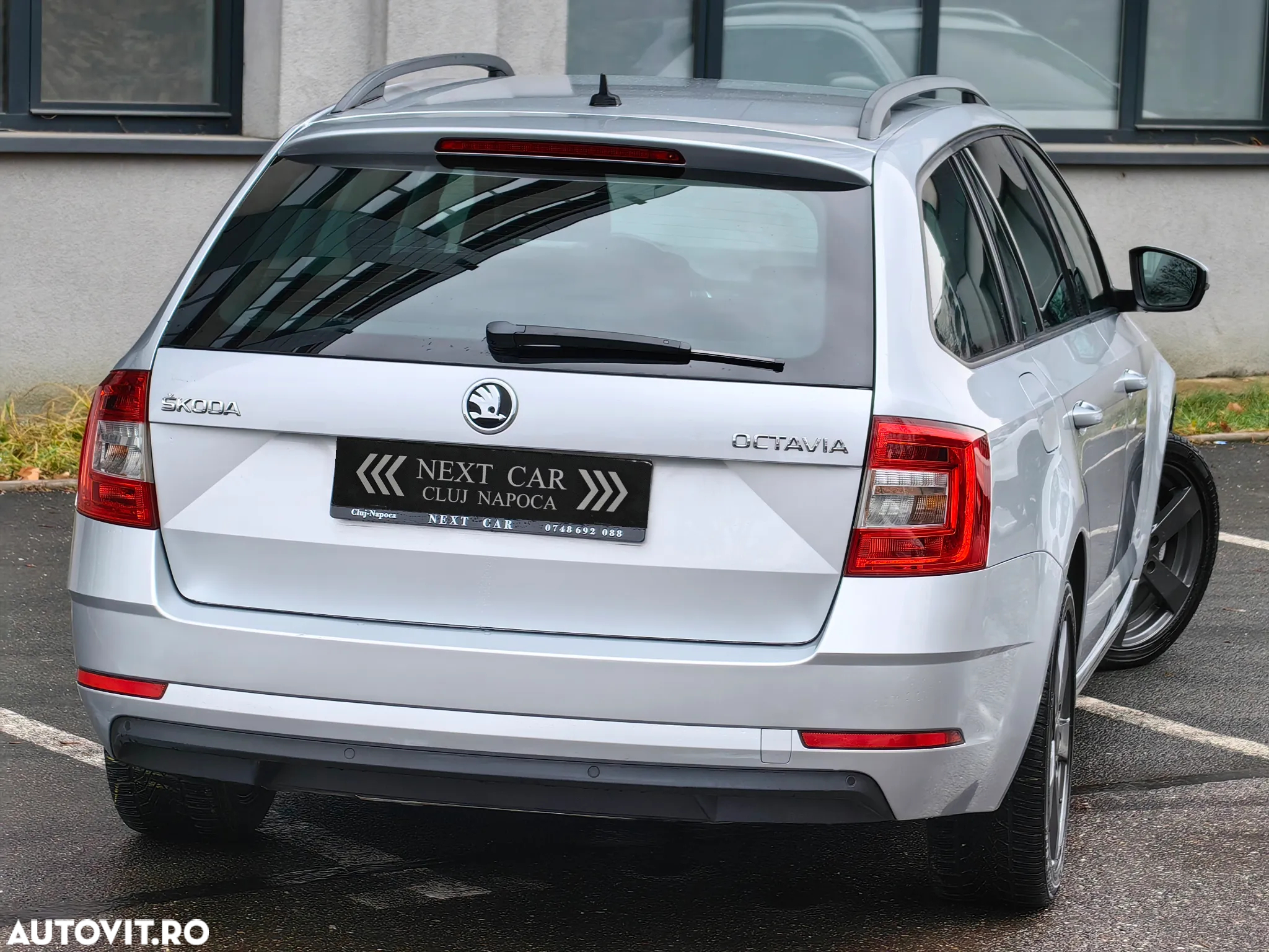 Skoda Octavia 1.6 TDI Premium Edition - 4