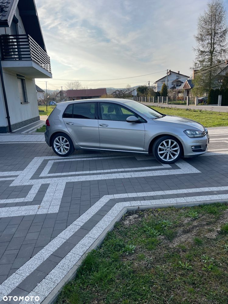 Volkswagen Golf 2.0 BlueTDI Highline - 14