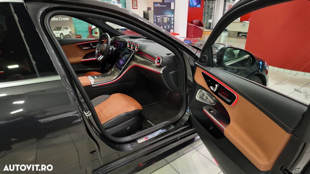Mercedes-Benz C 300 9G-TRONIC AMG Line - 13