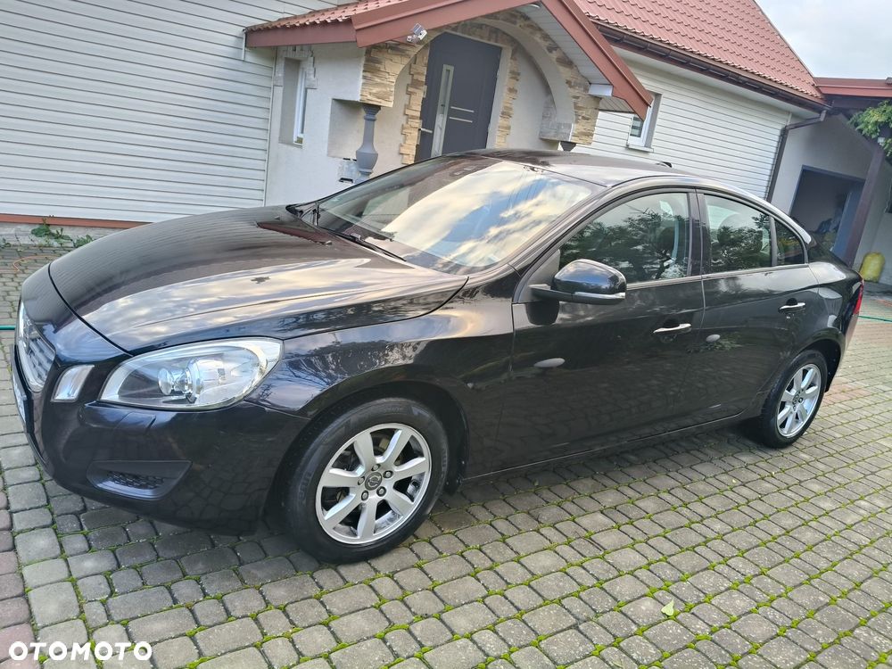 Volvo S60 - 3