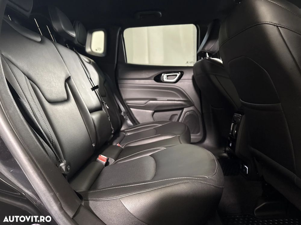 Jeep Compass - 13