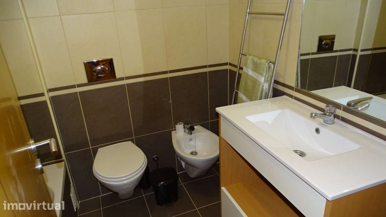 Arrenda-se apartamento T3, a médicos/estagiários e/ou professores - Grande imagem: 5/9