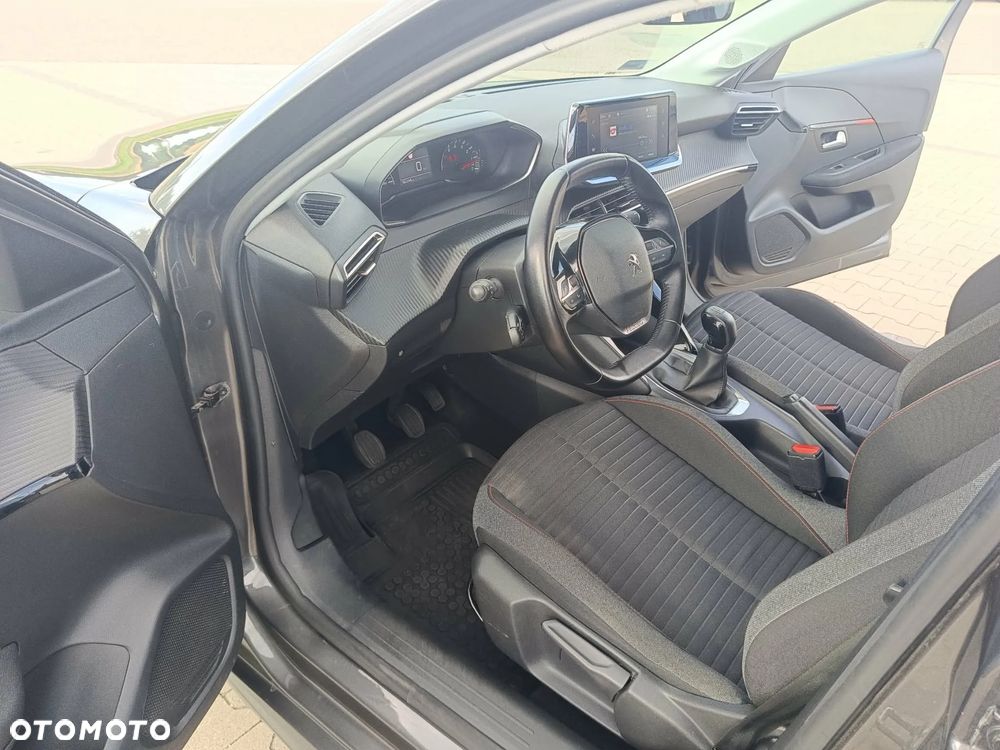 Peugeot 208 1.2 PureTech Allure S&S - 2