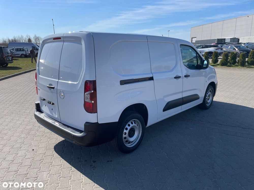 Opel Combo Cargo Combo Cargo Furgon XL Diesel 100KM Manual - 4