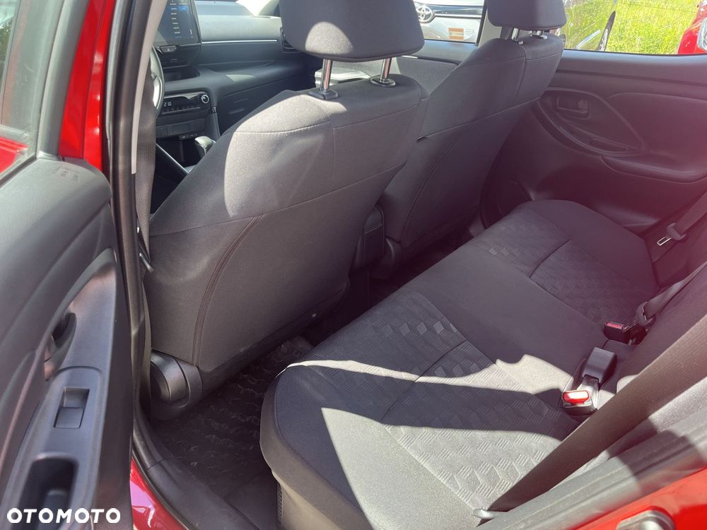 Toyota Yaris - 16