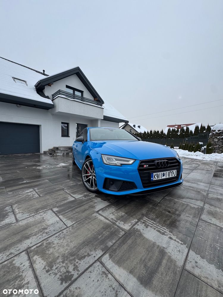 Audi S4 Limousine - 1