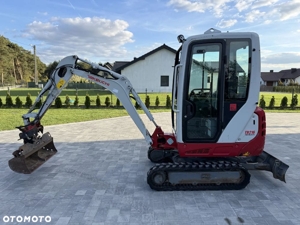 Takeuchi TB216 - 2