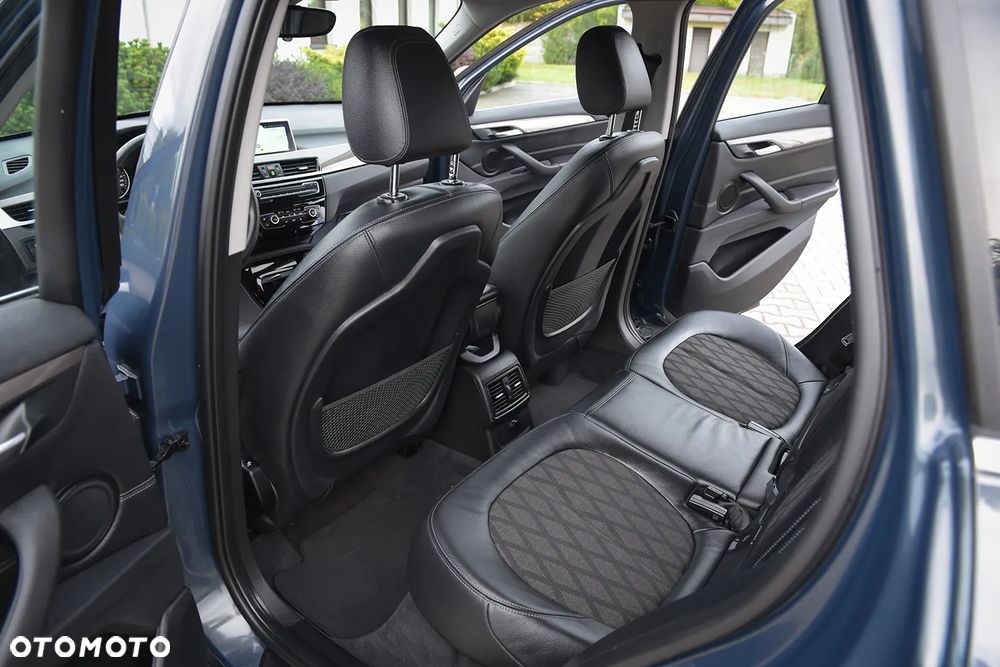 BMW X1 xDrive20d Sport Line - 27