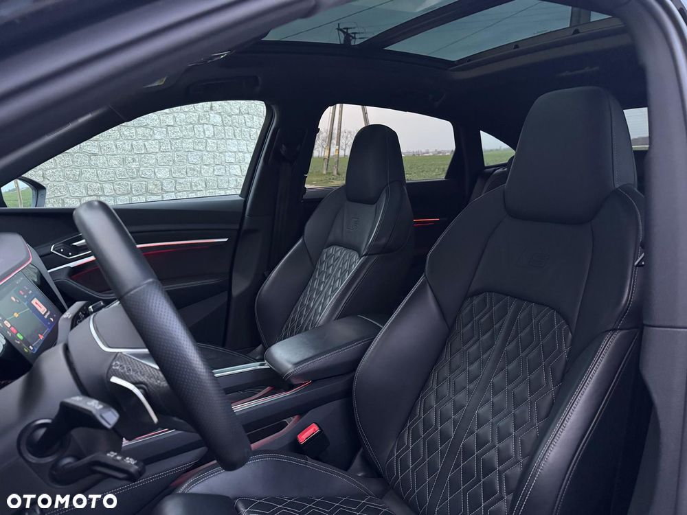 Audi e-tron S Quattro - 11