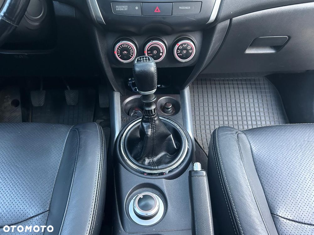 Mitsubishi ASX 1.8 DID Instyle NAVI 4WD AS&G - 39