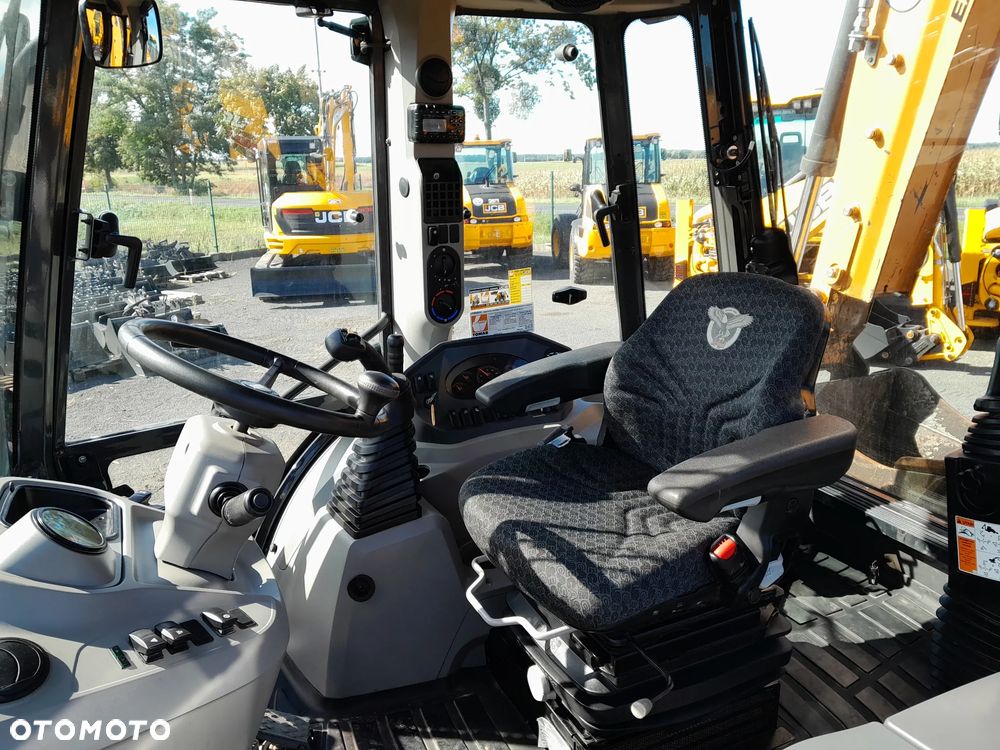 Case 580SV 2023R - 17