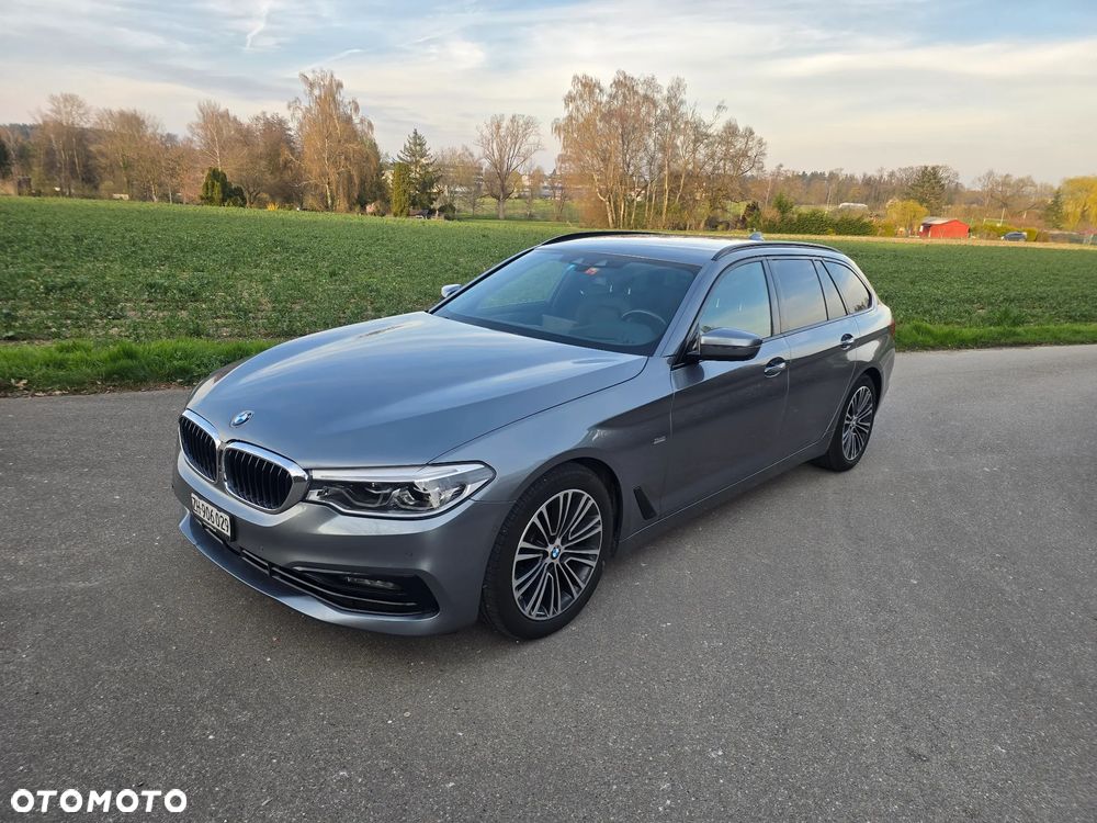 BMW Seria 5 520d xDrive Sport Line - 1